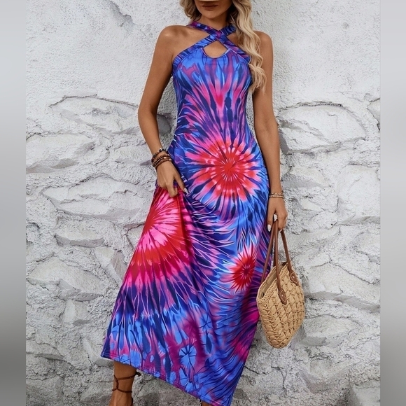 Summer Casual & Vacation Criss-Cross Neckline Shift Dress With Side Pockets - Picture 2 of 5